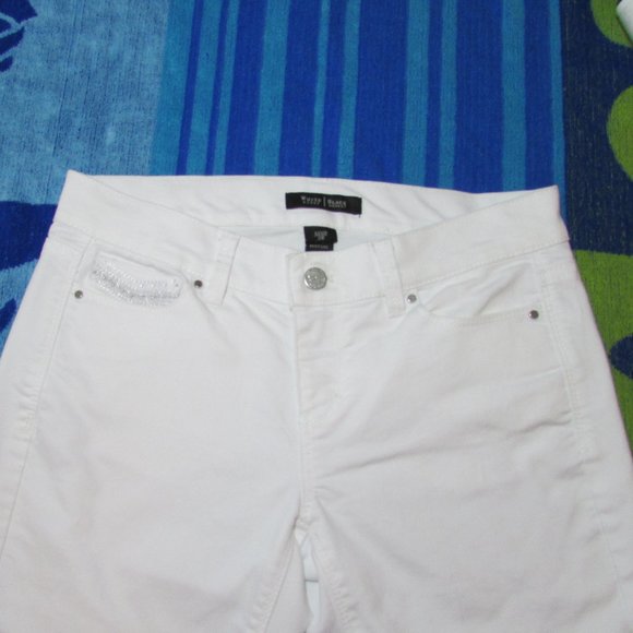 WHBM Noir Boot Cut Jeans White Silver Embellished - Picture 5 of 7